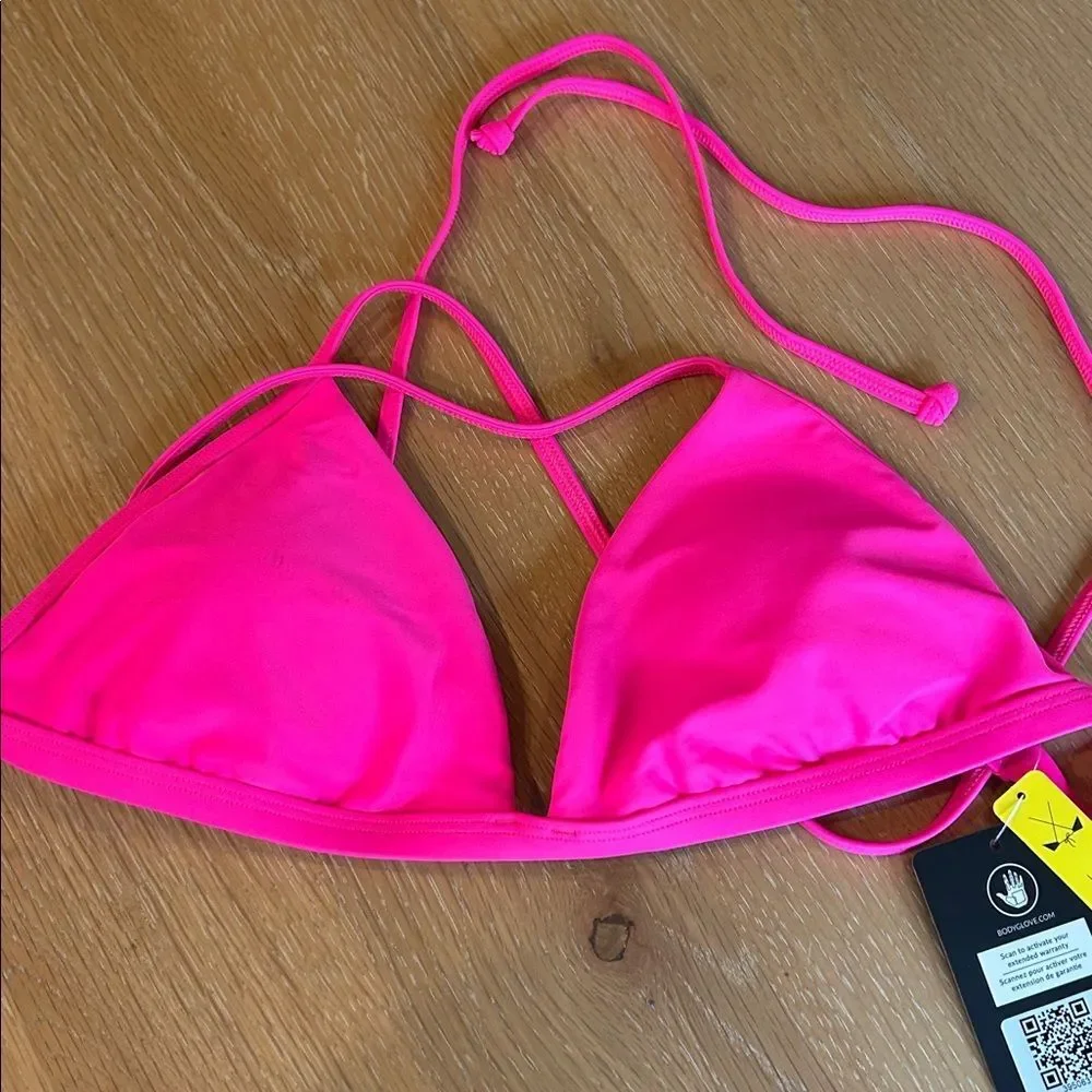 BODY GLOVE SMOOTHIES EVELYN TRIANGLE BIKINI TOP, BUBBLE GUM, Size Medium, NWT